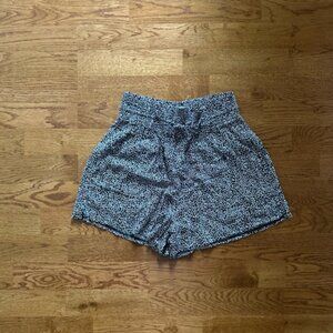 Abercrombie & Fitch Shorts Women Tie Waist XS Soft Black White Print Smock Pull